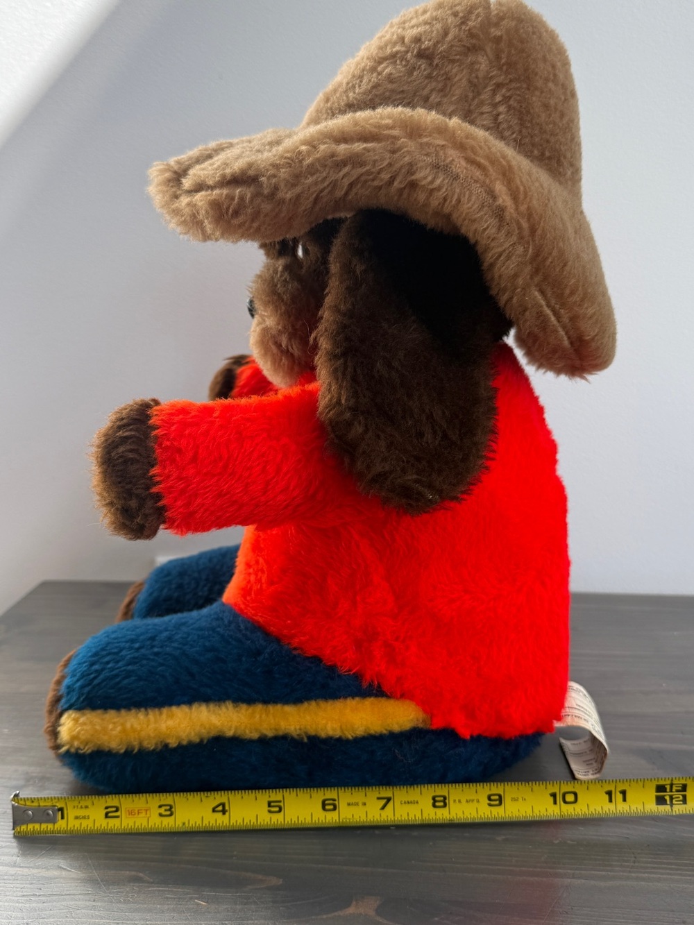 Vintage hard stuffed RCMP dog - Picture 11 of 16